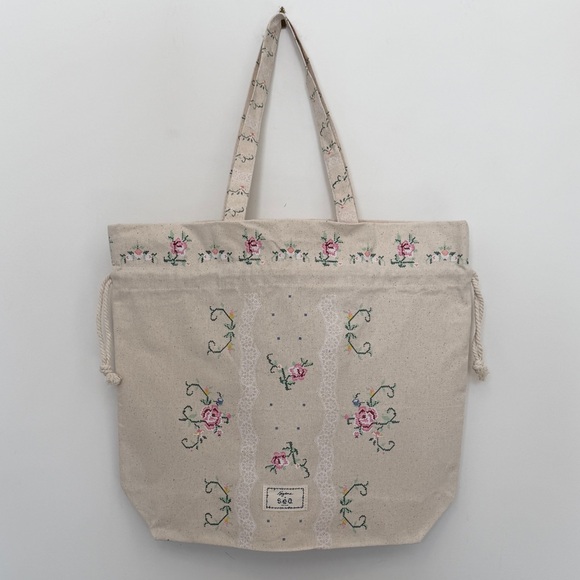 Sézane x Sea New York Floral Embroidered Cream Tote Bag - Picture 5 of 9